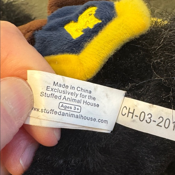 RCMP Foundation Ride Horse Stuffed Animal Plush Toy Size 12” - Picture 8 of 9